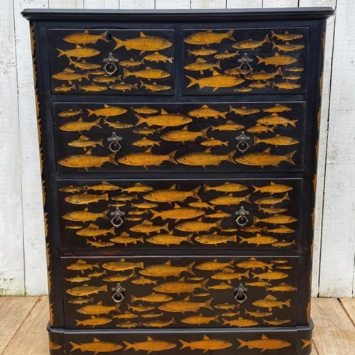 Victorian Chest Of Drawers