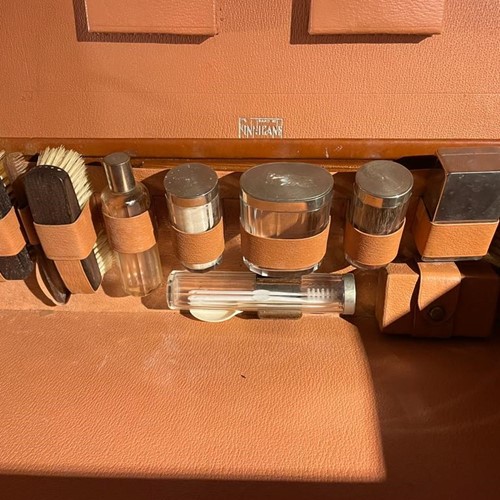 1940'S Suitcase With Grooming Set.