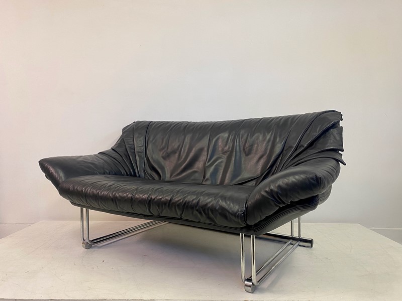 1970s Italian Black Leather Two Seater Sofa-august-interiors-img-9202-main-637974606858968750.jpeg