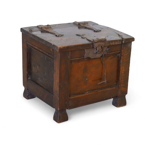Early 19Th C Folk Art Oak Casket 