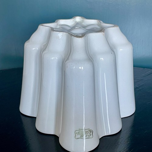 English Vintage Jelly Mould