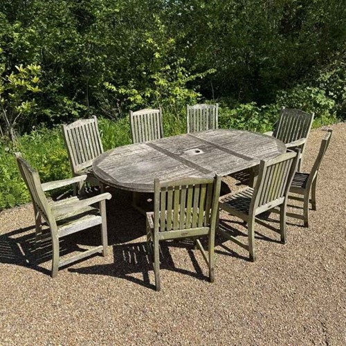 Lister Seating Set