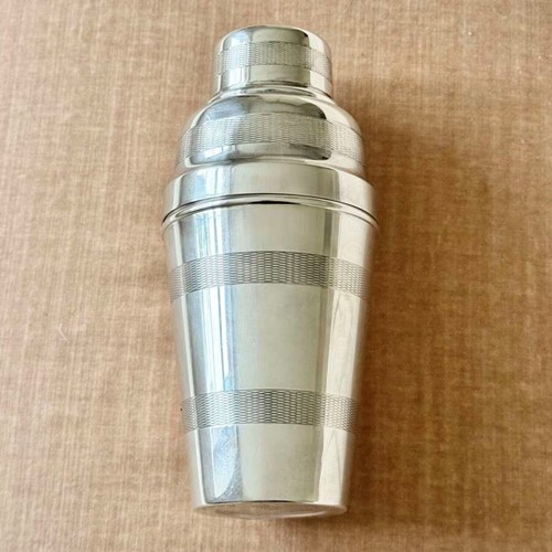 Beautiful Engine Turned Art Deco Silver Plated Cocktail Shaker 1930