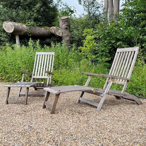 Pair of Winchester Collection Steamers