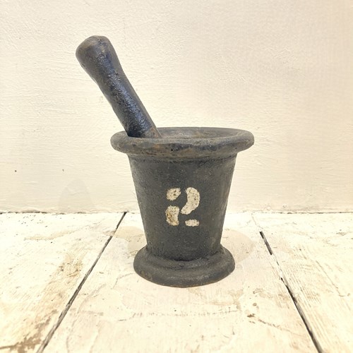 Mortar & Pestle