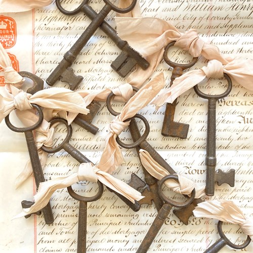 Decorative Old Keys