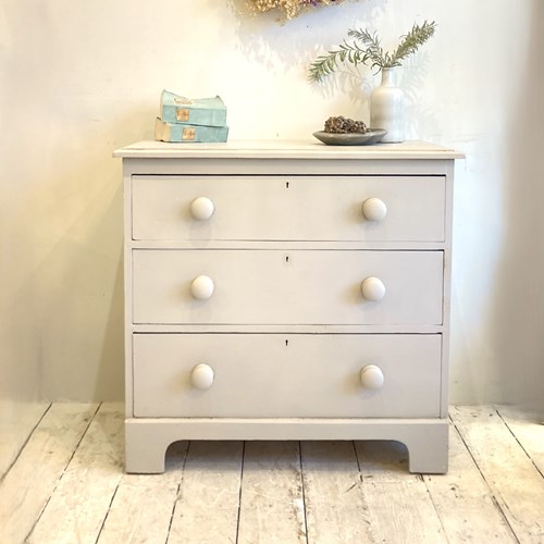 Little Victorian Chest Of Drawers