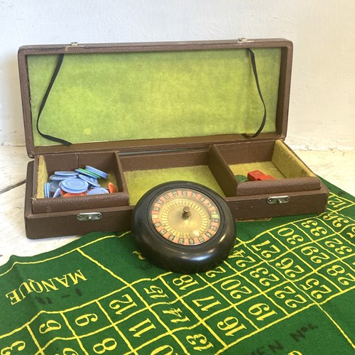 Retro Toy Roulette Set