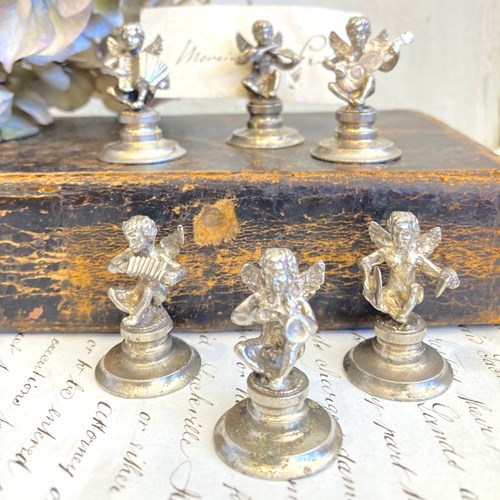 6 Musical Putti Placecard Holders