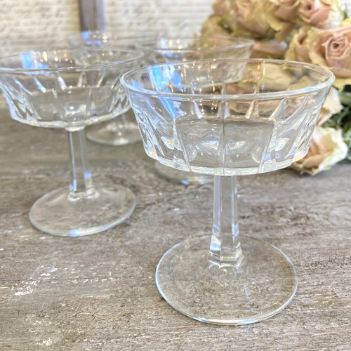 Set Of 4 Champagne Coupes