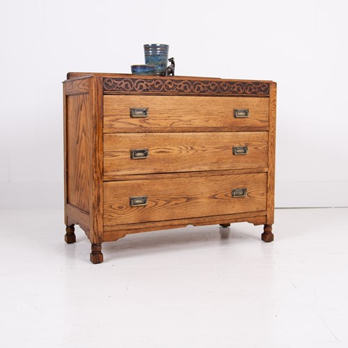 1920S English Oak Chest Drawers