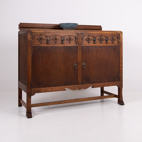 Attractive Oak 2 Drawer Sideboard Cabinet 1930S