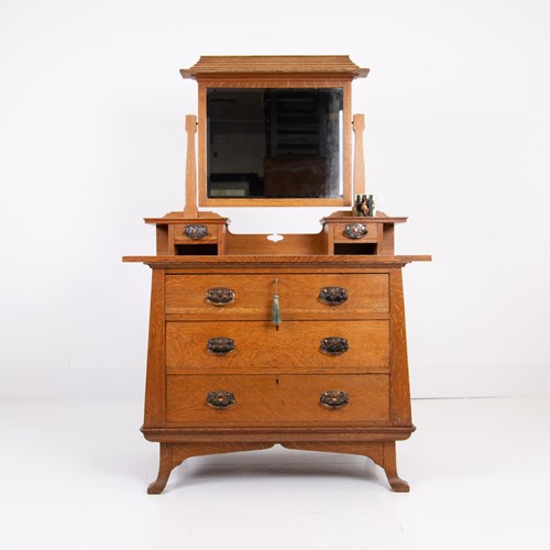 Oak Dressing Chest C1910 In The Liberty Manner