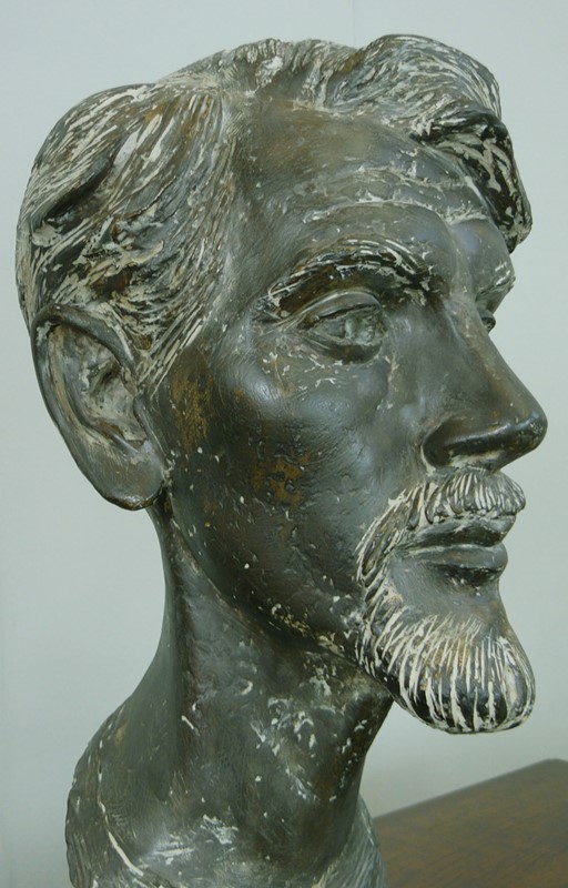 Bust Of Mr Albert Pountney-billy-hunt-mary-milner-dickens-bust-albert-pountney-0003-p1400663-main-637412287376564633.jpg