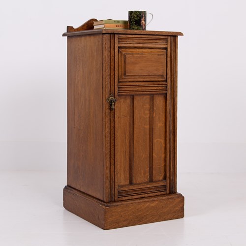Victorian Oak Side Cabinet Pot Cupboard 1900