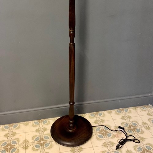 Antique Wooden Turned Floor / Standard Lamp