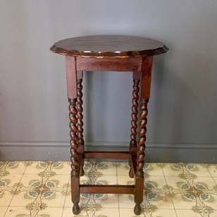 Round Barley Twist Table With Scall...