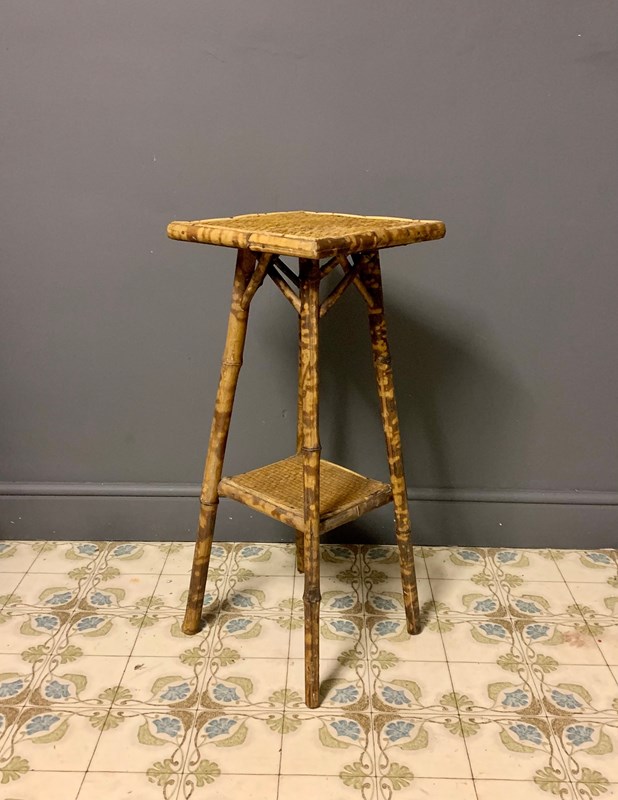Vintage Tiger Bamboo And Rattan Table / Plant Stand-bowden-knight-img-0602-main-638371966105956291.jpg