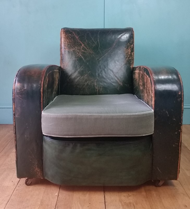 Antique Leather Club Chair-brocante-furnishings-greenclub1-main-637901152888041438.jpg