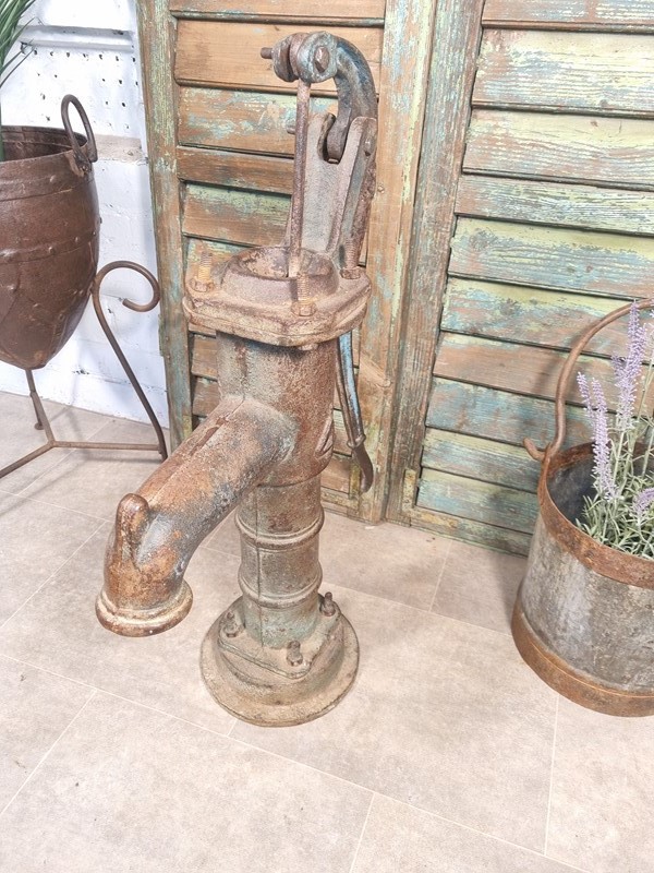 Vintage Indian Cast Iron Water Pump-bucks-retro-vintage-20220701-112801-main-637927974013611322.jpg