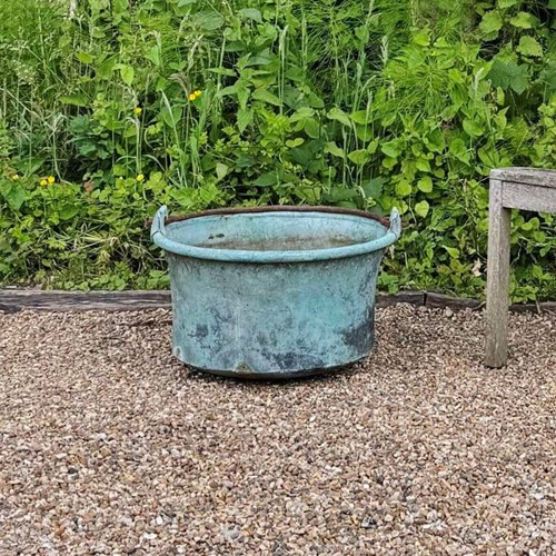 Vertigris Copper Planter