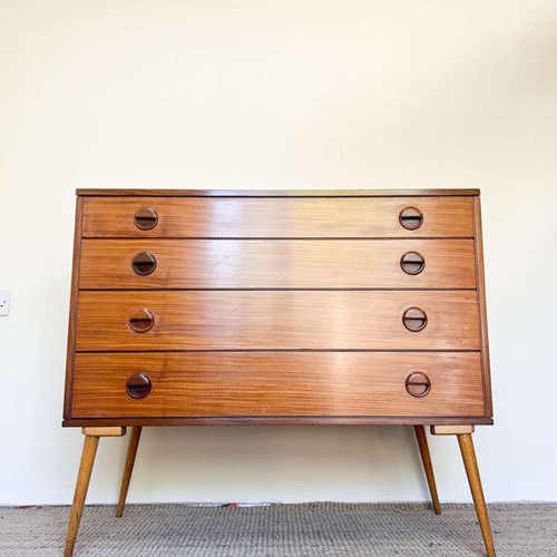 Danish Teak Mid Century Modern Chest of Drawers