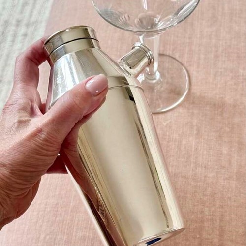 Fine quality Art Deco silver plated side spout cocktail shaker by Elkington