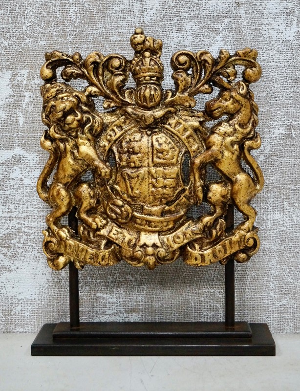 Victorian Cast Iron Royal Coat Of Arms On Stand-clubhouse-interiors-ltd--dsc6713-main-637647975379856774.jpeg