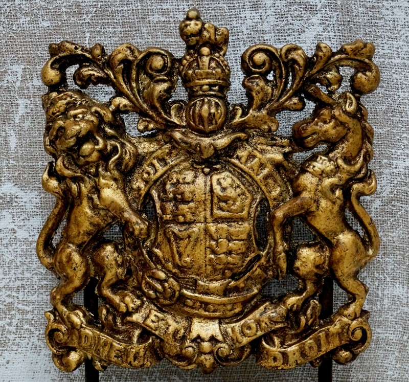 Victorian Cast Iron Royal Coat Of Arms On Stand-clubhouse-interiors-ltd--dsc6714-main-637647975864698778.jpeg