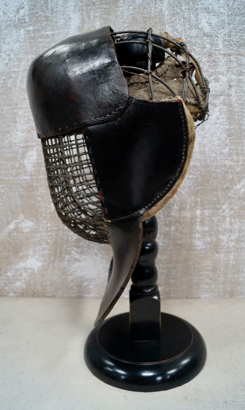 Rare Antique Japanese Kendo Mask On Stand-clubhouse-interiors-ltd--dsc6838-main-637655803289906704.jpeg