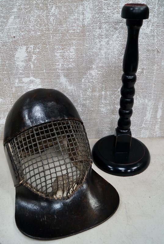 Rare Antique Japanese Kendo Mask On Stand-clubhouse-interiors-ltd--dsc6844-main-637655803482406631.jpeg
