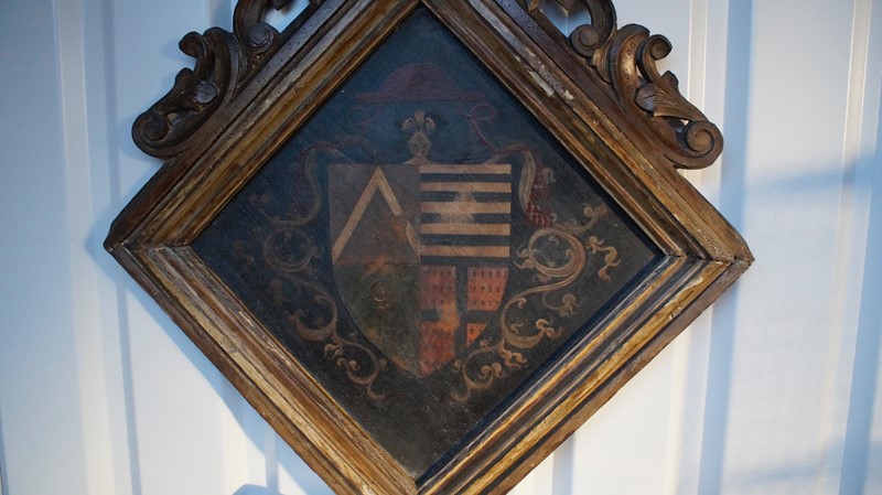 18th  Century Heraldic Family Crest -clubhouse-interiors-ltd--dsc7599-main-636843631351755819.jpg