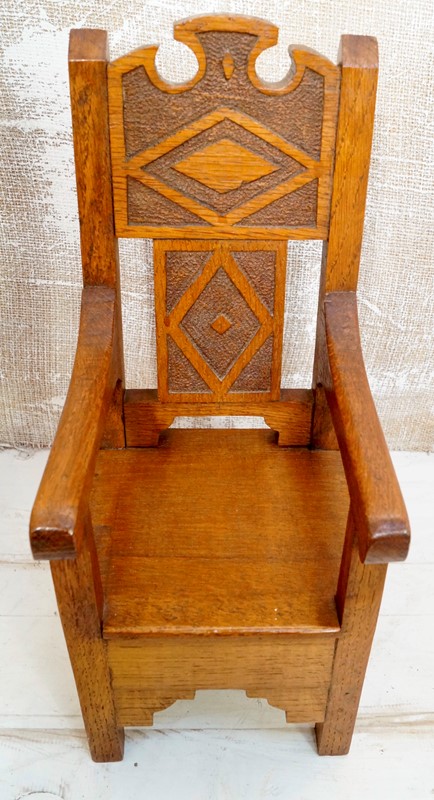 Miniature Oak Apprentice Chair -clubhouse-interiors-ltd-e938b392-5e8e-4744-94b3-8fe6f1503097-1-201-a-main-637389843054227607.jpeg