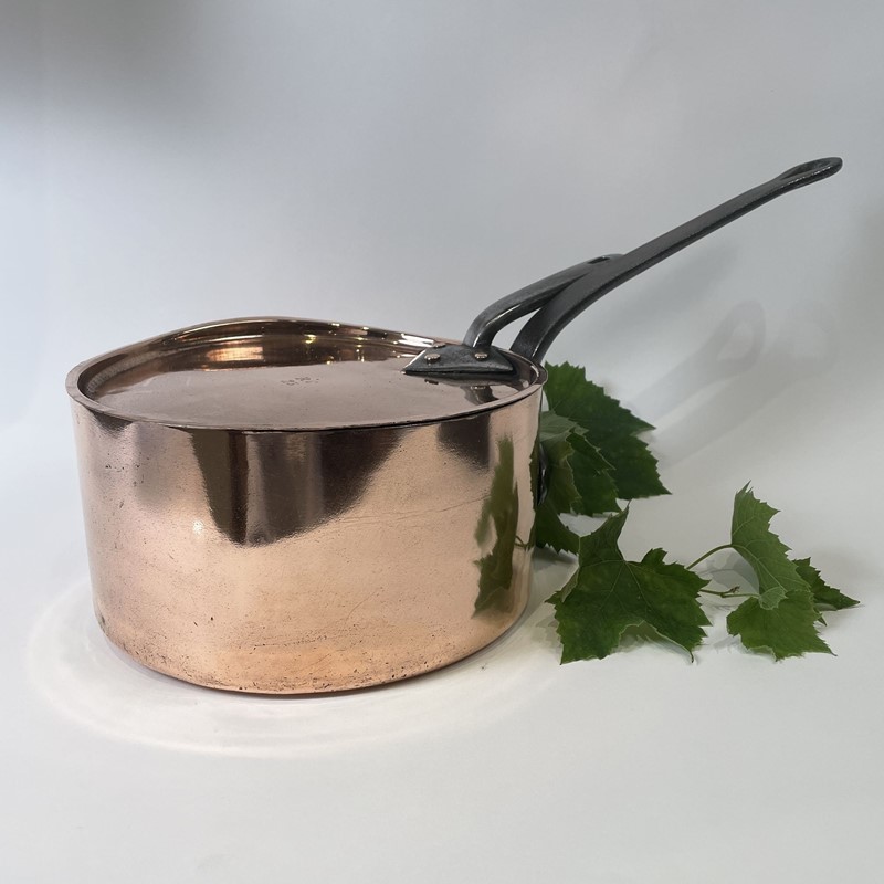 Large Heavy Victorian Copper Pan and Lid-collier-antiques-0-img-2002-6-main-637940268921608997.jpeg