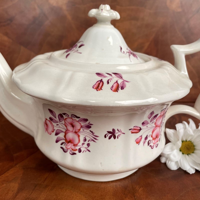 Large Early 19th Century Hand Painted Tea Pot-collier-antiques-1-img-8339-main-638104417666074642.jpeg