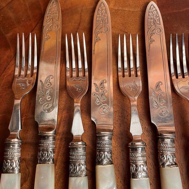 A Set of Six Victorian Dessert Knives and Forks-collier-antiques-2-6d2c628a-2c58-4c75-b325-bb19621893b6-main-638060220680485821.jpeg