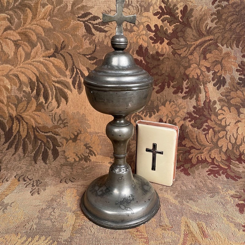 Georgian Lidded Pewter Chalice-collier-antiques-2-img-8009-main-638102712447602770.jpeg