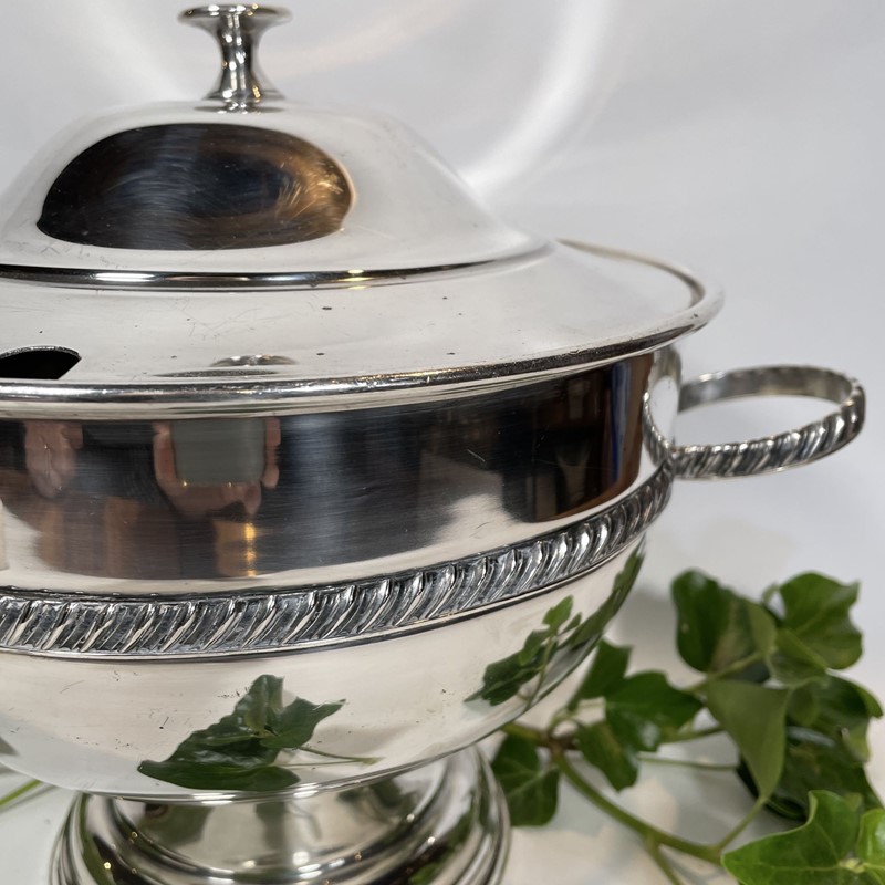 A Large Silver Plated Soup Tureen-collier-antiques-3-img-1224-1-main-637937572325551468.jpeg