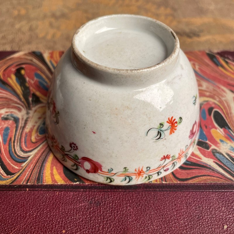 Hand Painted Georgian Tea Bowl-collier-antiques-3-img-8322-main-638104416664799762.jpeg