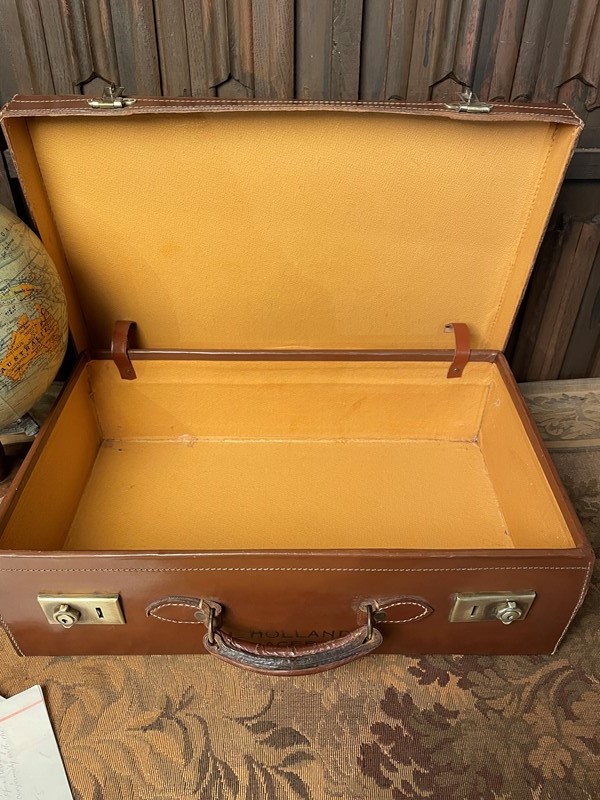 Early 20th Century Hide Leather Suitcase-collier-antiques-8-main-637740507363034444.jpg