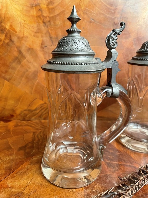 A Pair of Edwardian Lidded Tankards / Steins	-collier-antiques-img-2176-2--2-main-637767583737141293.jpg