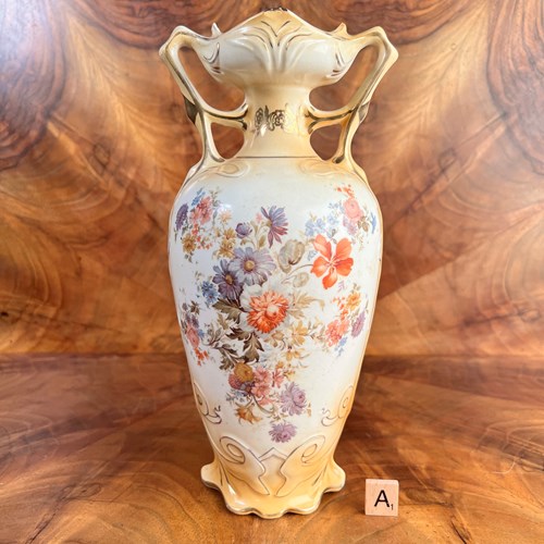 Victorian Royal Staffordshire Vase