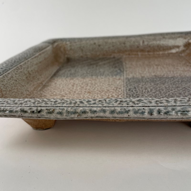 A Studio Ware Pottery Dish-collier-antiques-img-3990-main-638197671031658008.JPG