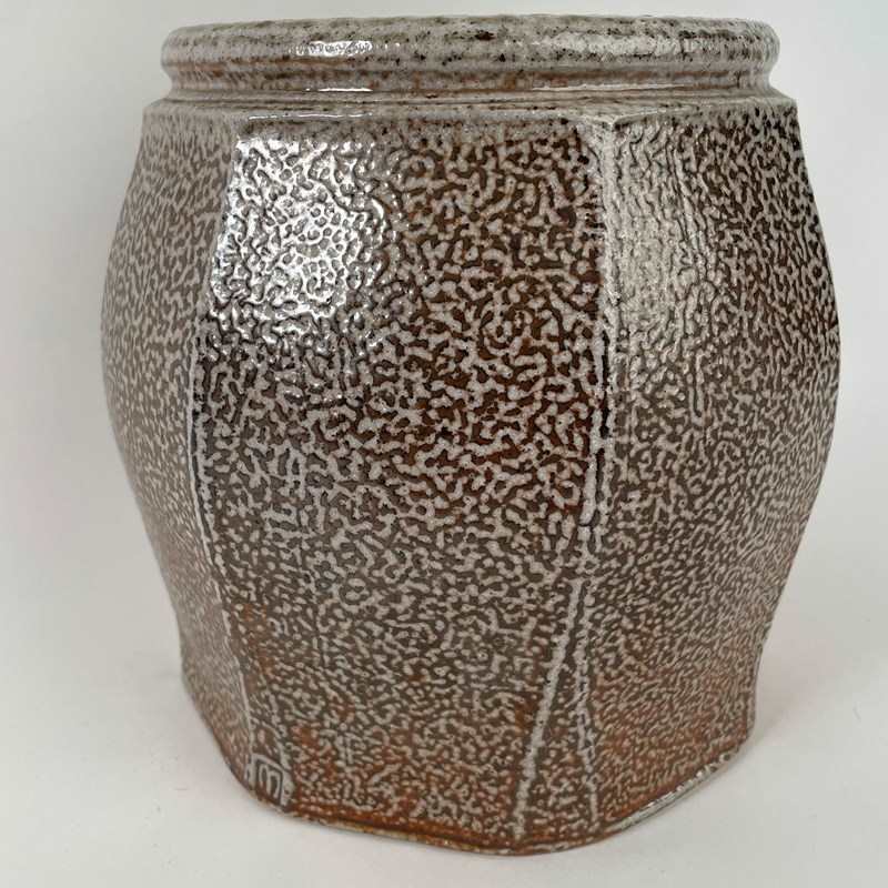 A Studio Ware Vase-collier-antiques-img-3995-main-638197668033710551.JPG