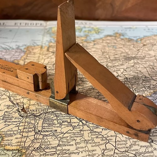 A Folding Boxwood Foot Measure