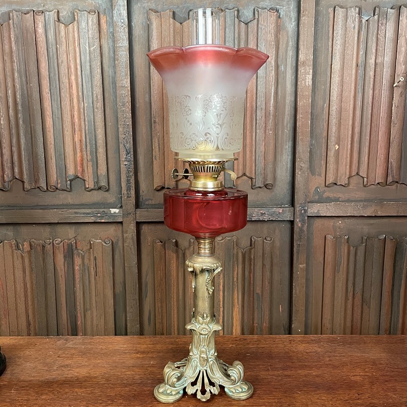 An Art Nouveau Victorian Oil Lamp-collier-antiques-img-7418-1--main-637827004509897123.jpg