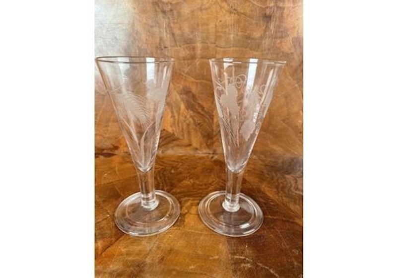 A Pair Of Fine Engraved Georgian Glasses-collier-antiques-medium-a-pair-of-fine-engraved-georgian-glasses-0-r9im7ijvm3ivmgbs-main-637727629710683858.jpeg