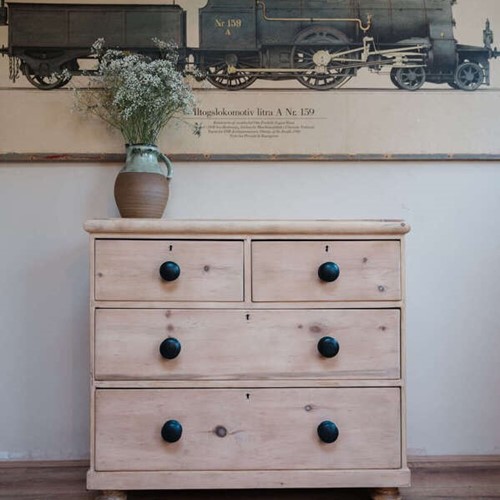 Stripped Victorian Pine Chest of Drawers – 2 over 2