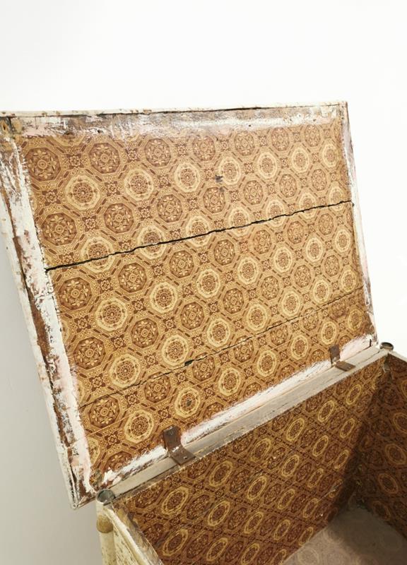Antique Victorian Aesthetic Painted Bamboo Blanket Linen Box Chest-daniel-lauren-antiques-screenshot-20230626-1230512-main-638233798624029156.png