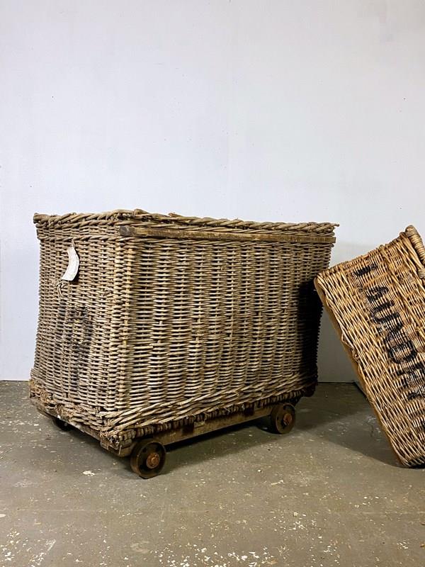 19Th Century Mill Laundry Basket On Wheels-decorative-antiques-by-hamish-webster-img-9477-main-638306695570981452.JPG